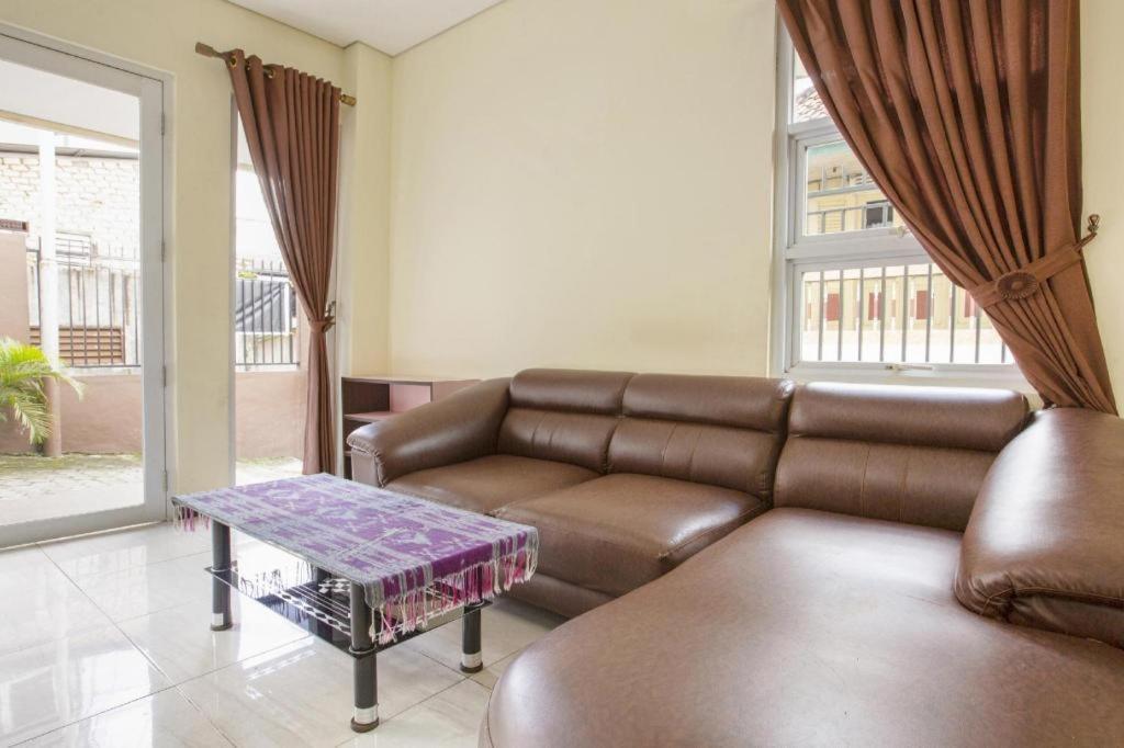 Reddoorz Syariah Near Transmart Mall Palembang Eksteriør bilde